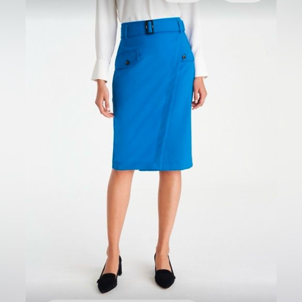 BNWT Ann Taylor Belted wrap pocket pencil skirt in Blue 
Sz 18